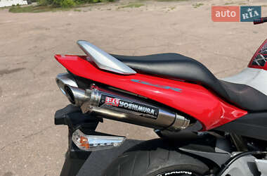 Мотоцикл Без обтекателей (Naked bike) Suzuki GSR 400 2006 в 