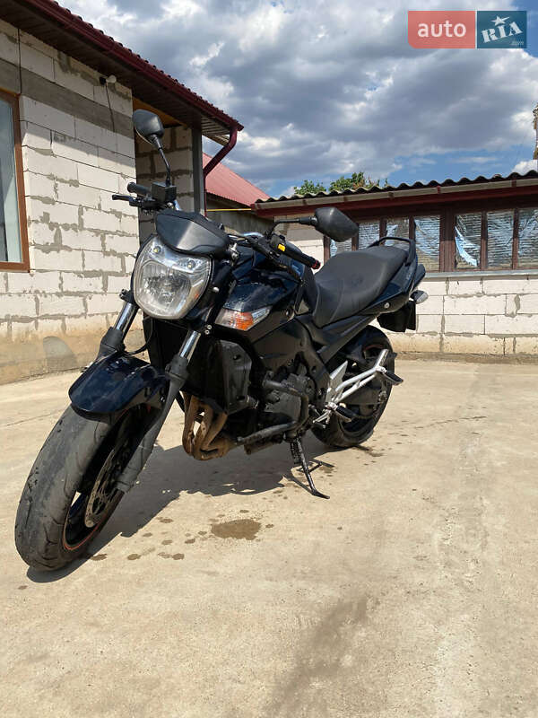 Мотоцикл Без обтікачів (Naked bike) Suzuki GSR 400 2014 в Болграді