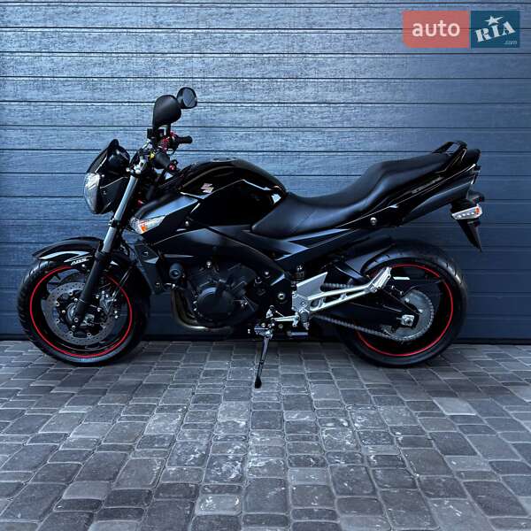 Мотоцикл Без обтекателей (Naked bike) Suzuki GSR 400 2010 в Белой Церкви