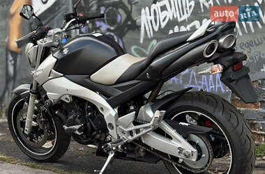 Мотоцикл Без обтекателей (Naked bike) Suzuki GSR 400 2012 в 