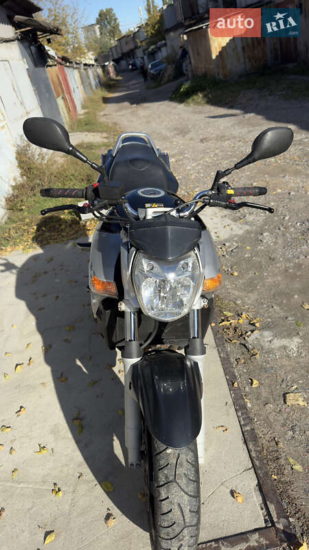 Мотоцикл Классік Suzuki GSR 400 2007 в Києві