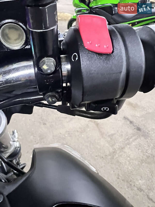 Мотоцикл Без обтекателей (Naked bike) Suzuki GSR 400 2008 в Житомире фото 10 Мотоцикл Без обтекателей (Naked bike) Suzuki GSR 400 2008 в Житомире