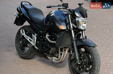 Мотоцикл Без обтекателей (Naked bike) Suzuki GSR 400 2010 в Чернигове