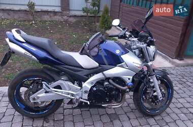 Мотоцикл Без обтекателей (Naked bike) Suzuki GSR 600 2007 в 