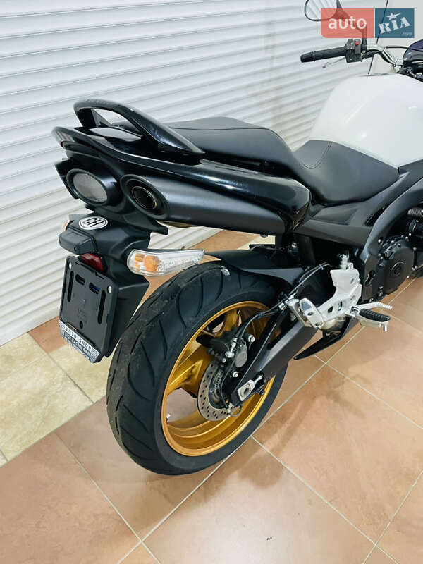 Мотоцикл Без обтікачів (Naked bike) Suzuki GSR 600 2010 в Києві