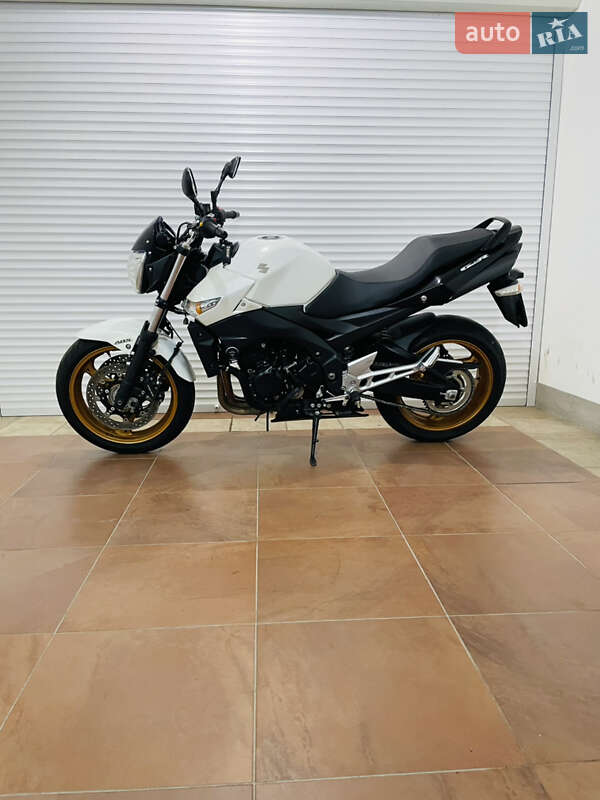 Мотоцикл Без обтікачів (Naked bike) Suzuki GSR 600 2010 в Києві