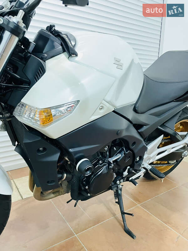 Мотоцикл Без обтікачів (Naked bike) Suzuki GSR 600 2010 в Києві