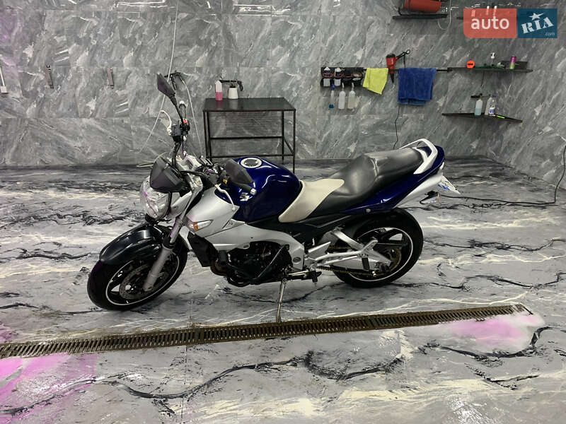 Мотоцикл Без обтекателей (Naked bike) Suzuki GSR 600 2006 в Львове фото 8 Мотоцикл Без обтекателей (Naked bike) Suzuki GSR 600 2006 в Львове