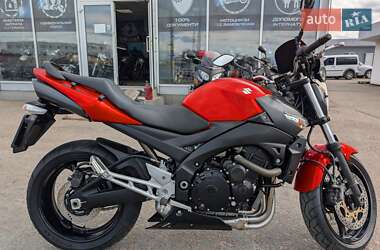 Мотоцикл Без обтекателей (Naked bike) Suzuki GSR 600 2010 в 