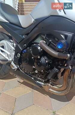 Мотоцикл Без обтекателей (Naked bike) Suzuki GSR 600 2007 в 