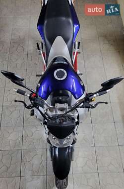 Мотоцикл Без обтекателей (Naked bike) Suzuki GSR 600 2008 в 
