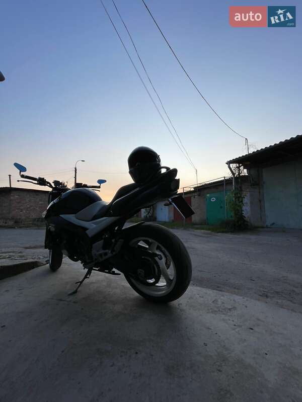 Спортбайк Suzuki GSR 600 2007 в Умани фото 9 Спортбайк Suzuki GSR 600 2007 в Умани