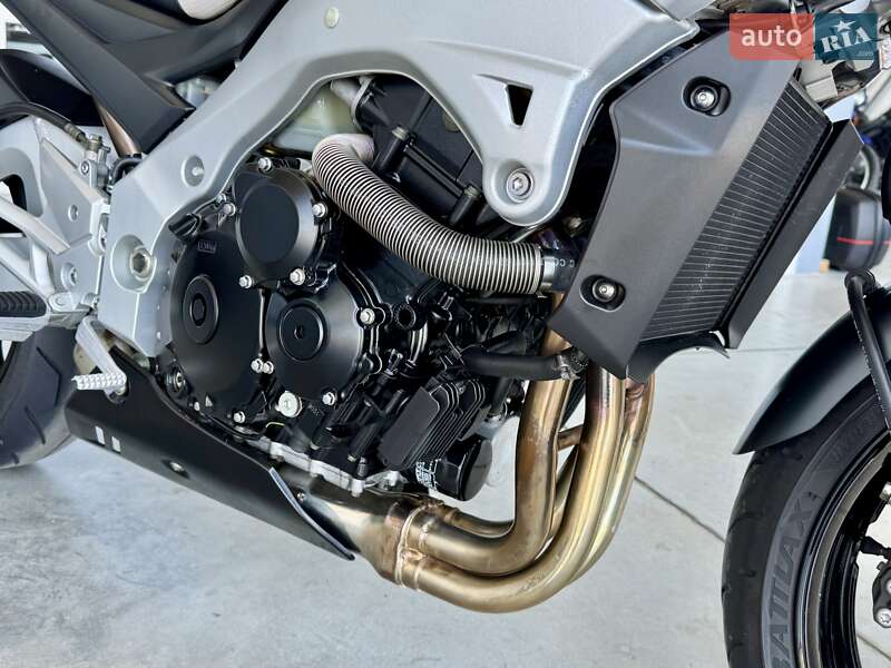 Мотоцикл Без обтікачів (Naked bike) Suzuki GSR 600 2006 в Хмельницькому