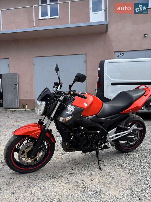 Мотоцикл Без обтекателей (Naked bike) Suzuki GSR 600 2010 в Виннице фото 6 Мотоцикл Без обтекателей (Naked bike) Suzuki GSR 600 2010 в Виннице