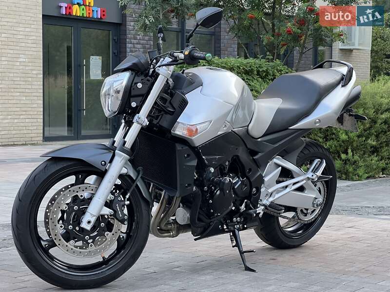 Мотоцикл Кросс Suzuki GSR 600 2010 в Києві