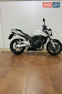 Мотоцикл Без обтікачів (Naked bike) Suzuki GSR 600 2008 в 