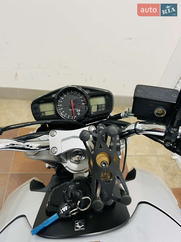 Мотоцикл Без обтекателей (Naked bike) Suzuki GSR 600 2008 в Киеве