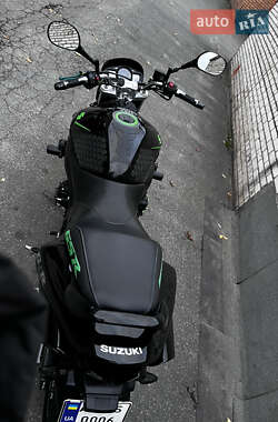 Мотоцикл Без обтікачів (Naked bike) Suzuki GSR 600 2007 в  фото 5 Мотоцикл Без обтікачів (Naked bike) Suzuki GSR 600 2007 в