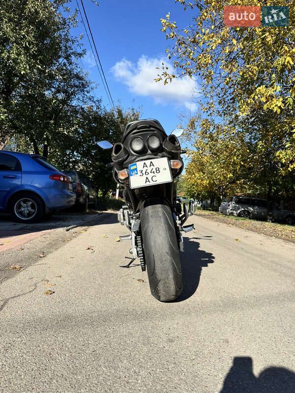 Мотоцикл Без обтекателей (Naked bike) Suzuki GSR 600 2010 в Киеве