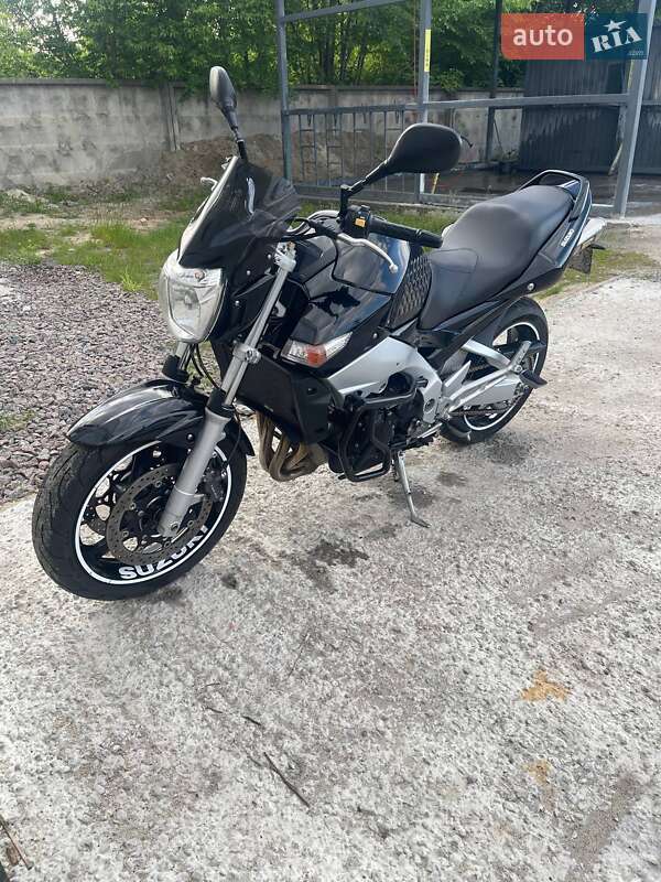 Спортбайк Suzuki GSR 600 2006 в Макарове фото 2 Спортбайк Suzuki GSR 600 2006 в Макарове