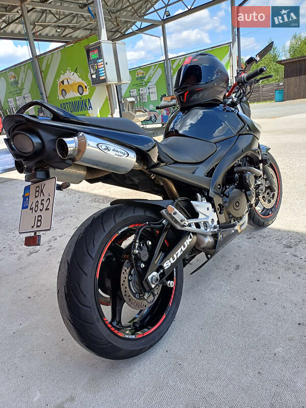 Мотоцикл Без обтікачів (Naked bike) Suzuki GSR 600 2010 в Рокитному фото Мотоцикл Без обтікачів (Naked bike) Suzuki GSR 600 2010 в Рокитному