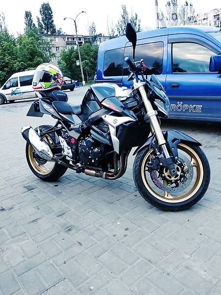 Мотоцикл Без обтекателей (Naked bike) Suzuki GSR 750 2012 в Константиновке