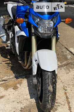 Мотоцикл Без обтікачів (Naked bike) Suzuki GSR 750 2013 в Одесі