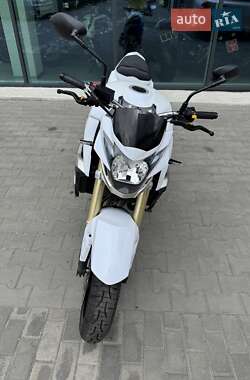 Мотоцикл Без обтекателей (Naked bike) Suzuki GSR 750 2011 в 