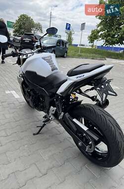 Мотоцикл Без обтекателей (Naked bike) Suzuki GSR 750 2011 в 