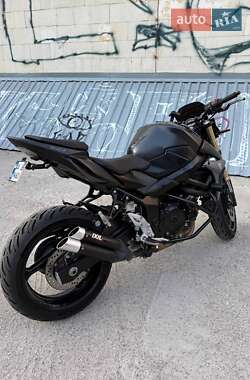 Мотоцикл Без обтекателей (Naked bike) Suzuki GSR 750 2016 в 