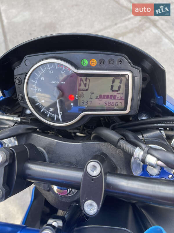 Мотоцикл Классик Suzuki GSR 750 2014 в Богодухове