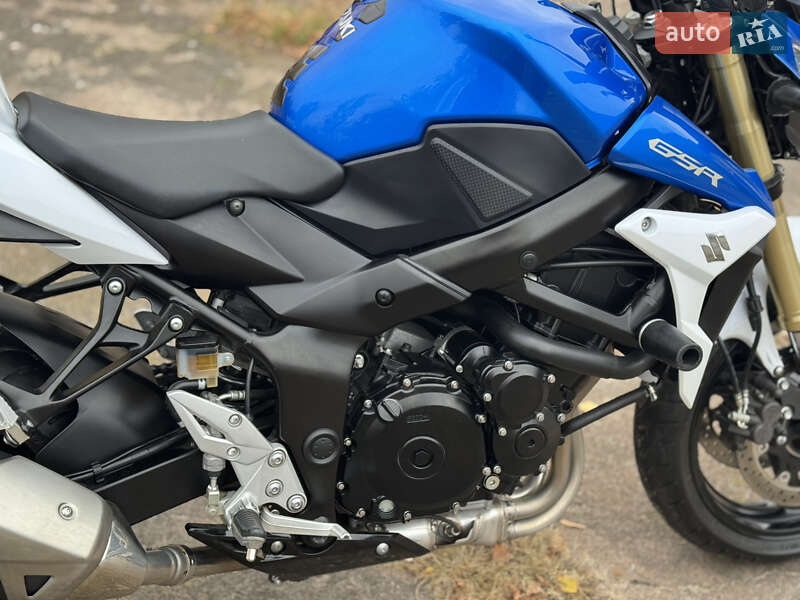 Мотоцикл Без обтекателей (Naked bike) Suzuki GSR 750 2013 в Сновске