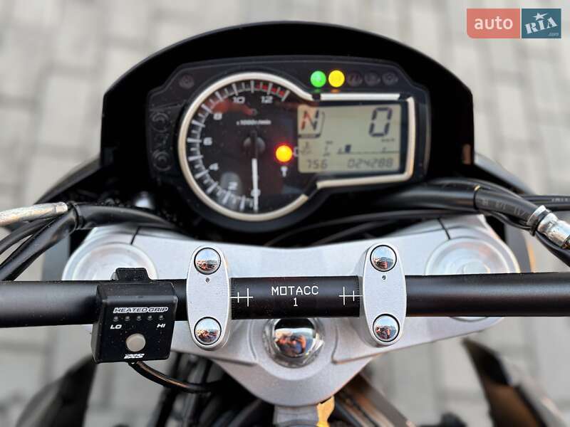 Мотоцикл Без обтікачів (Naked bike) Suzuki GSR 750 2012 в Рівному фото 25 Мотоцикл Без обтікачів (Naked bike) Suzuki GSR 750 2012 в Рівному