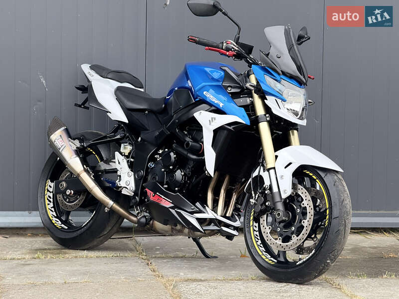 Suzuki GSR 750 2012 Suzuki GSR 750 2012
