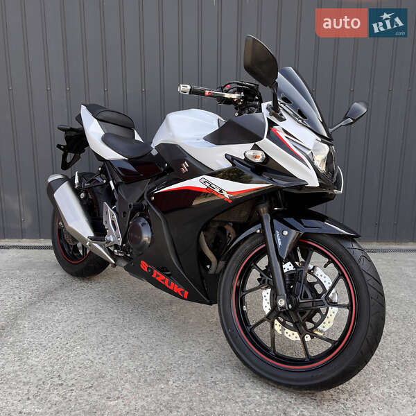 Мотоцикл Спорт-туризм Suzuki GSX 250R 2017 в 