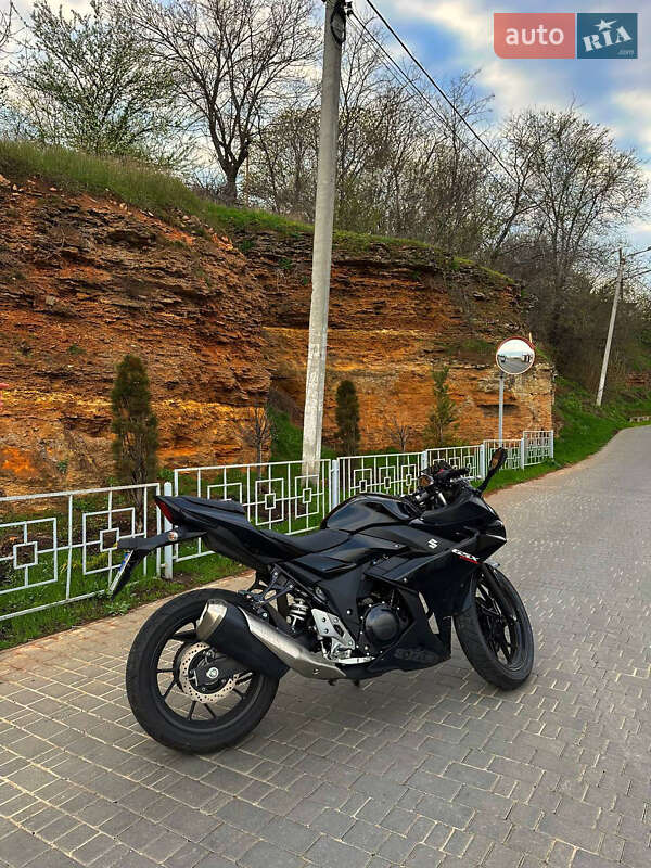 Спортбайк Suzuki GSX 250R 2021 в 