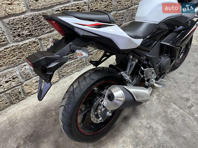 Спортбайк Suzuki GSX 250R 2023 в Одессе