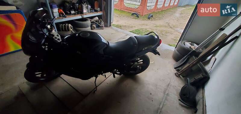 Вантажні моторолери, мотоцикли, скутери, мопеди Suzuki GSX 600F 1996 в Яворові