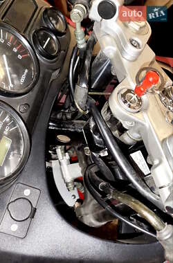 Мотоцикл Спорт-туризм Suzuki GSX 600F 1999 в 