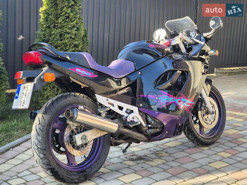 Мотоциклы Suzuki GSX 600F 1994 в Стрые