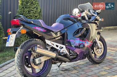 Мотоциклы Suzuki GSX 600F 1994 в 