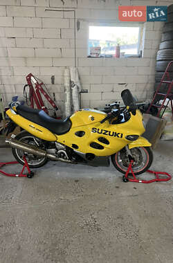 Мотоцикл Спорт-туризм Suzuki GSX 600F 2000 в 