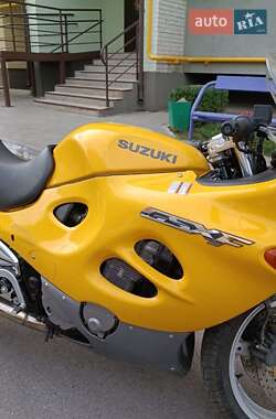 Мотоцикл Спорт-туризм Suzuki GSX 600F 2000 в 