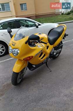 Мотоцикл Спорт-туризм Suzuki GSX 600F 2000 в 