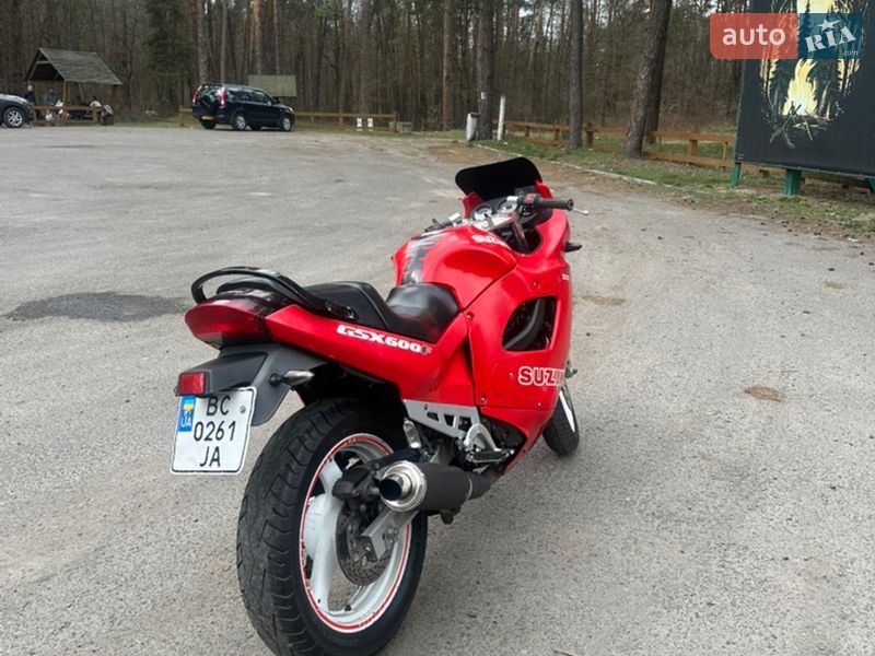 Мотоцикл Спорт-туризм Suzuki GSX 600F 1991 в Великих Мостах
