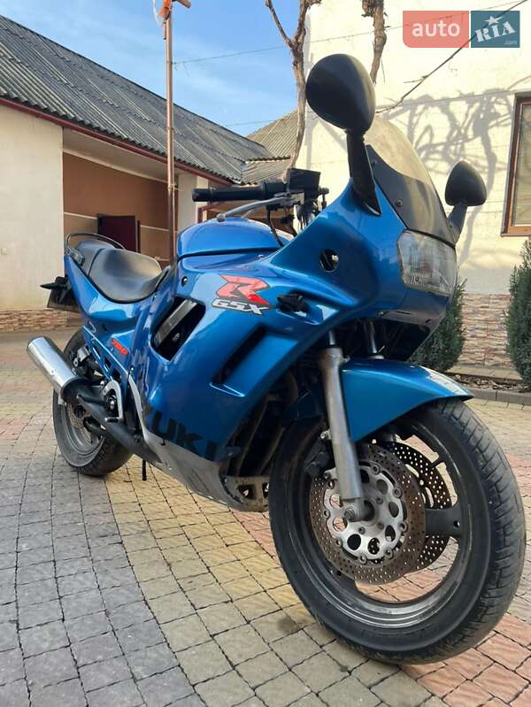 Suzuki GSX 750F Katana 1996