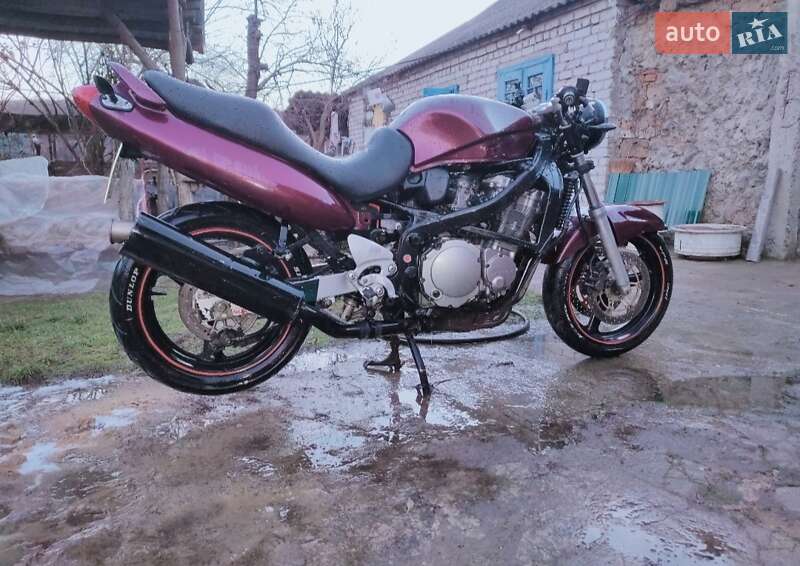 Suzuki GSX 750F Katana 1998