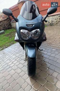 Мотоцикл Спорт-туризм Suzuki GSX 750F Katana 2001 в 