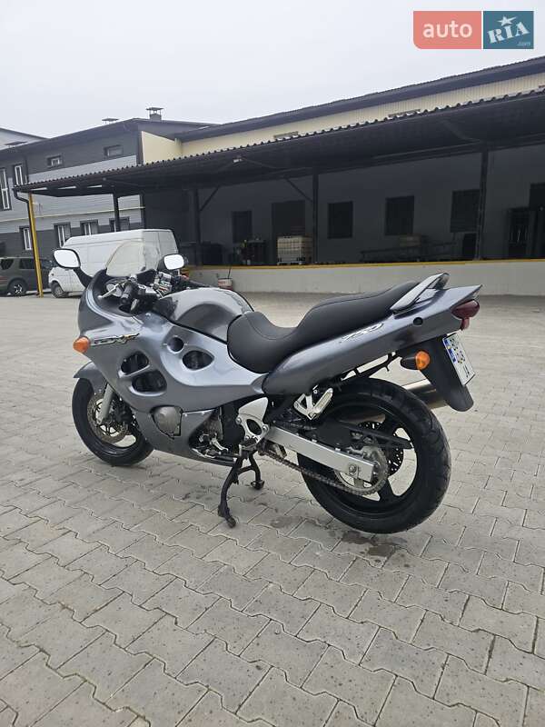 Мотоцикл Спорт-туризм Suzuki GSX 750F Katana 2005 в Тернополе