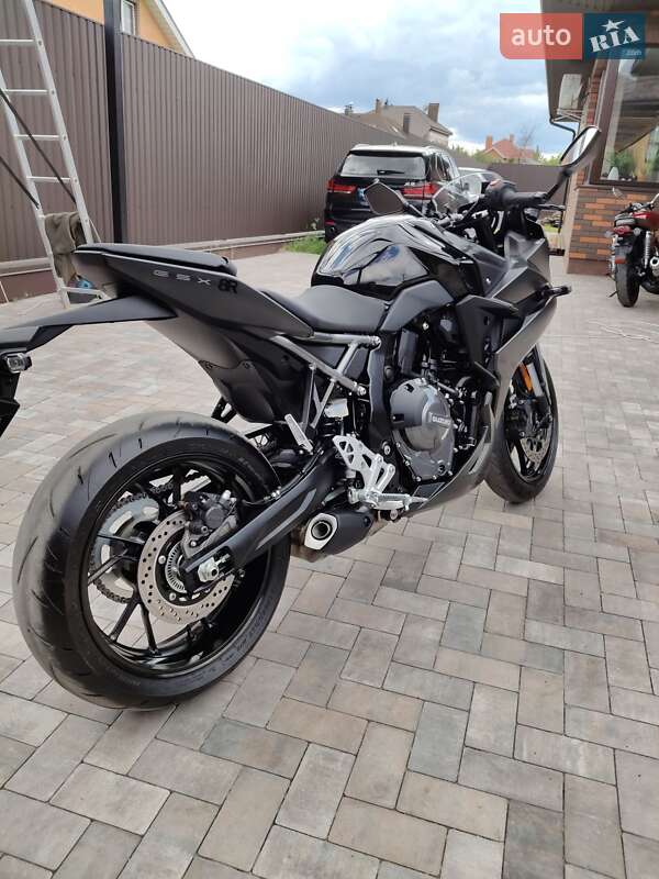 Спортбайк Suzuki GSX 8S 2023 в Білогородці фото 2 Спортбайк Suzuki GSX 8S 2023 в Білогородці